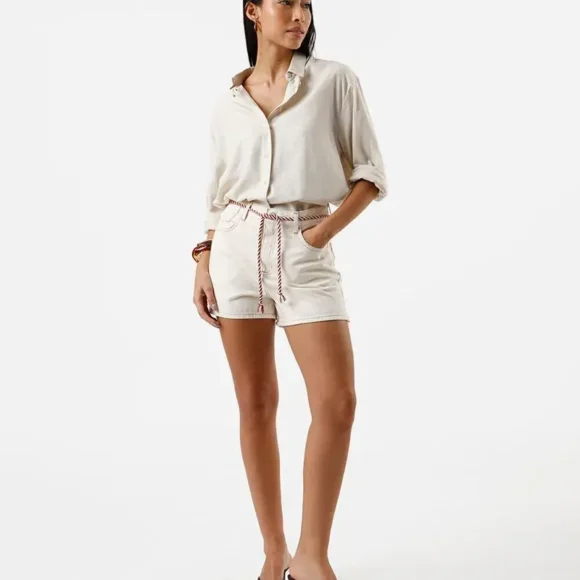 Short Reto Feminino de Sarja com Cordão Bege